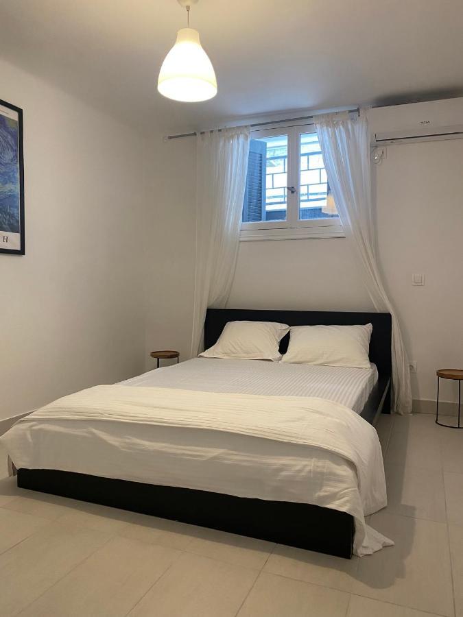 Modern 3Br Maisonette With Garden 10 Min From Acropolis Афины Экстерьер фото